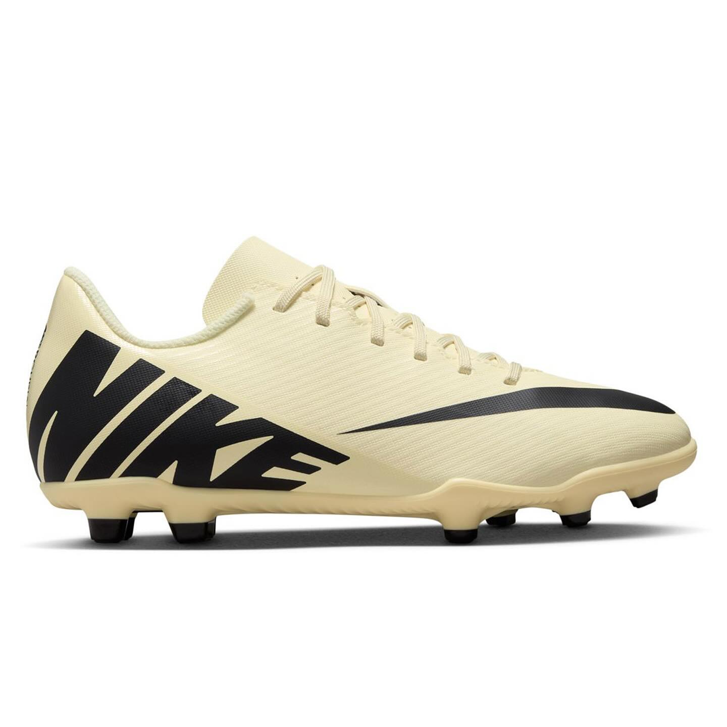 ⚽️ 𝗡𝗶𝗸𝗲 𝗠𝗲𝗿𝗰𝘂𝗿𝗶𝗮𝗹 𝗩𝗮𝗽𝗼𝗿 𝟭𝟱 𝗖𝗹𝘂𝗯 𝗝𝗿. 
👉 Está bota de fútbol de niñ@ de Nike es apta para cualquier tipo de superficies, con un diseño duradero y cómodo para entrenamientos o partidos. 
📲 Realiza tu pedido o consulta a través de Whatsapp al 6️⃣6️⃣0️⃣ 4️⃣4️⃣4️⃣ 8️⃣8️⃣4️⃣. 
#nikefootball #nikefootballboots #nikekids #futbol #botasdefutbol #niños #niñas