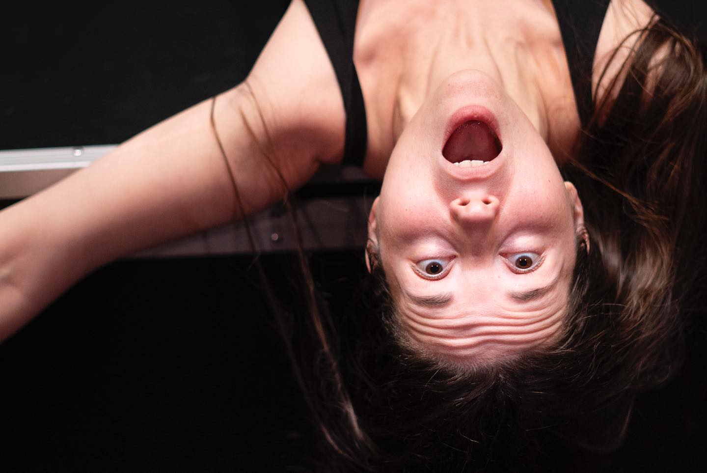 Just got dress rehearsal photos. So thankful for the precious “empty space” I got to create Diva Lazarus. Really hoping to develop this show further and bring it to wider audiences one day 🤞🏻
Credit: Festival Les Fabricants – CNSMD Lyon 2024 © Antoine Boureau
@theatrelarenaissance @cnsmdlyon_ad