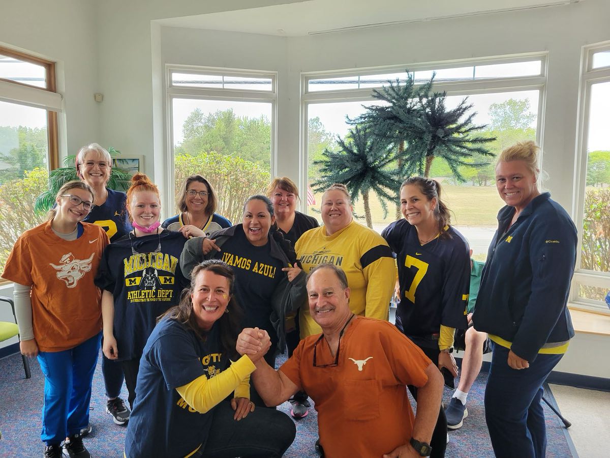 This past week we celebrated our favorite football teams in honor of this weekend’s big game—Texas vs. Michigan! 🏈🎉
Our team showed their team spirit! Check out the pics to see who’s repping UofM and who’s showing off their UT pride. 🏆
#GoBlue #HookEm
