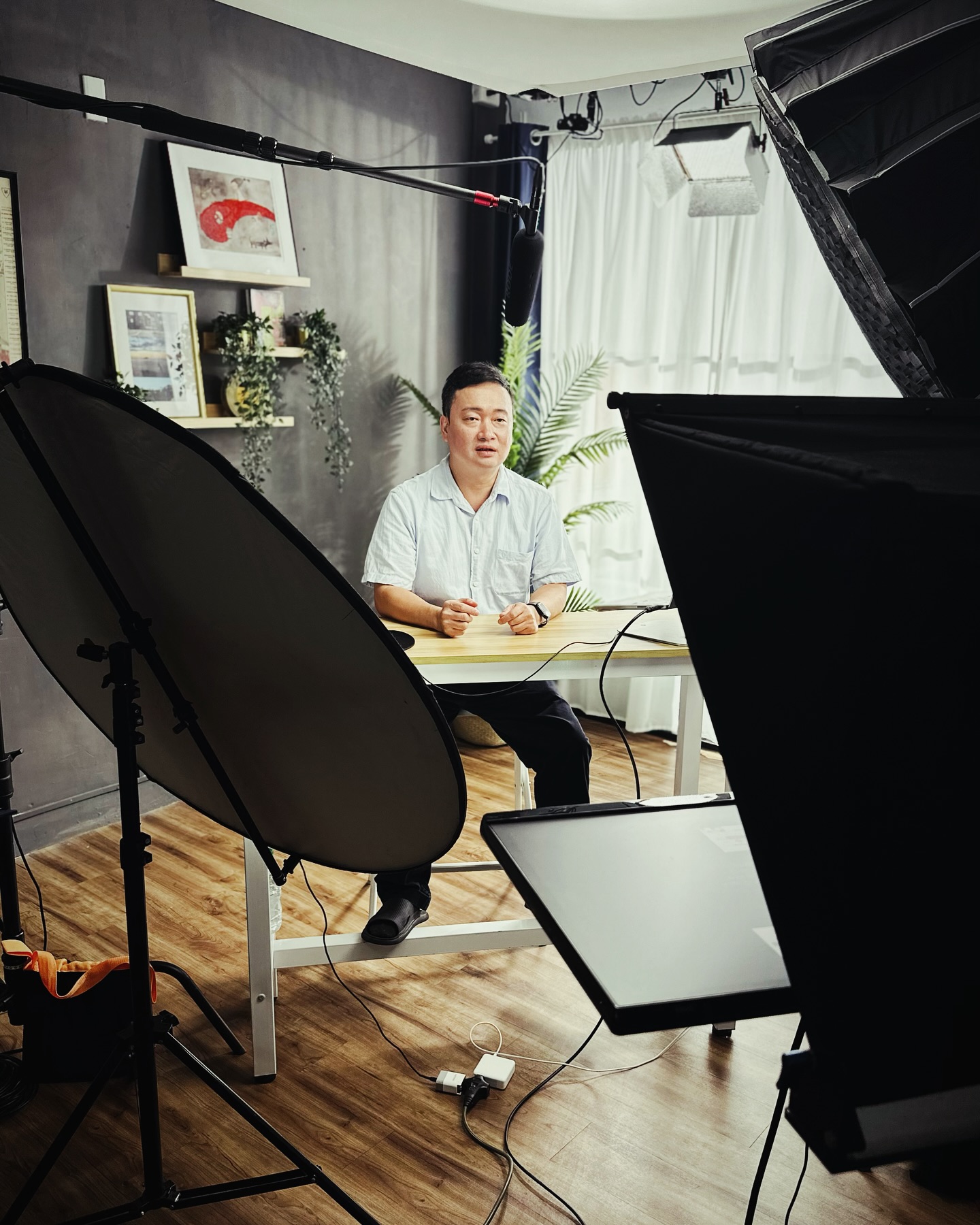 Filming educational content, such as online courses ,is an absolute blast. Especially when the educator you’re filming is inspiring and really knows how to teach.
#filmmakerslife #onset