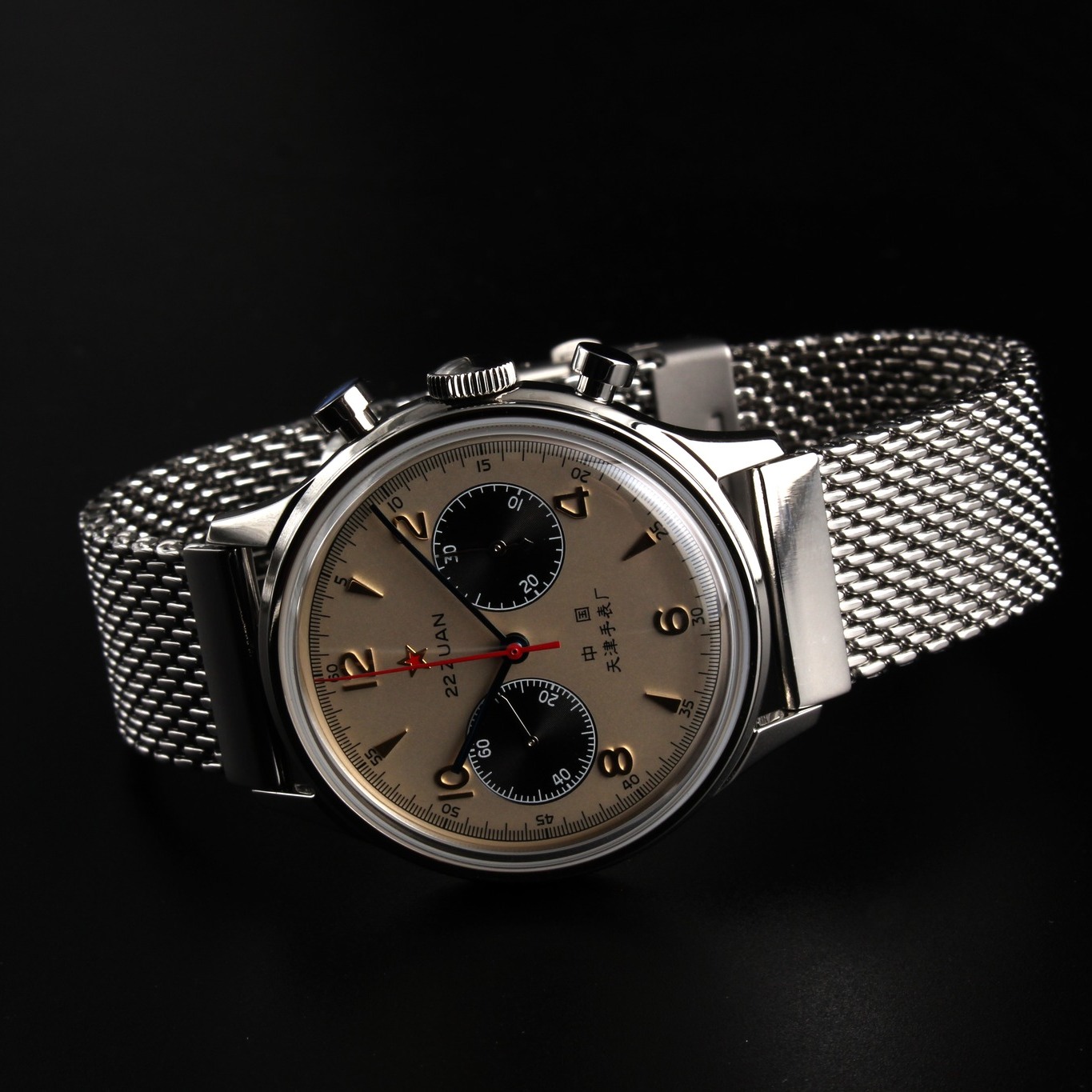 The 1963 Panda looking good on  a mesh strap 😍 
https://www.seagullwatchcompany.com/product-page/seagull-limted-edition-panda-pilot1963-manual-mechanical-chronograph-watch-d1963
 #watchaddict #watchesofinsta #watchesofinstagram #watchlover #seagullwatches #watchcollector #watchoftheday #watchesformen #Watches #watches #timepieces #instawatch #Seagull1963 #watchesoftheday