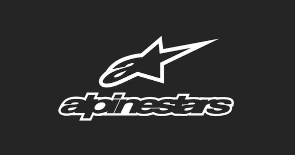 🆕 A partir de ahora puedes encontrar textil y accesorios de la marca italiana @alpinestars en nuestra tienda. 
En exclusiva en La Gomera. 
👉 Marca fundada en 1963 en Asolo, Italia 🇮🇹 y especializada en el mundo del motociclismo, F1 y MTB, actualmente también una parte de la misma fábrica y diseña ropa casual para el día a día. 
#alpinestars #sportswear #alpinestarscasual #aplinestarsracing #ropacasual #textil #accesorios