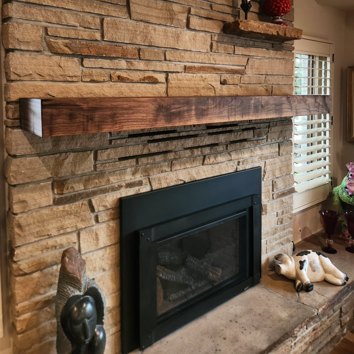Walnut mantle is complete! Turned out amazing. I just love the character of Walnut.. 
#custom #fireplacemantle #customwoodworking #customfurniture #shoplocal #veteranowned #smallbusiness #denver #Colorado