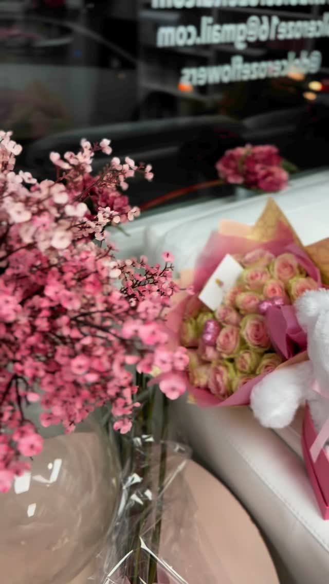 Every flower is a reminder that beauty exists in the smallest of moments. Let’s cherish them 🤍