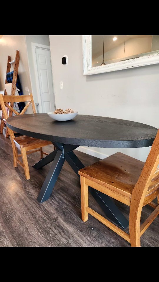 I mean, who doesn't love the black on black!?! 
This 70 inch long oval dining table was a blast to make! First time using @rubiomonocoatusa intense black precolor easy and it did not disappoint!! 
Wood credit: @hudsonandwestmeridian 
Metal Base: @rustydesigncanada 
Finish: @rubiomonocoatusa 
#woodworking #woodpreneur #customdiningtable #custom #diningtable #customfurniture #veteranowned #smallbusiness #shopidaho #shoplocal #supportsmallbusiness #buyidaho #buylocal