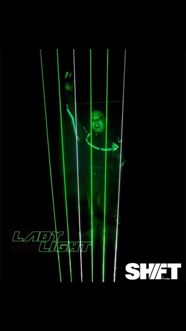 Throwback to one of my favorite events of 2019! Shift in San Francisco #ladylight #lasergirl #lasergogo #laserman #lightbender #wowfactor #hitech #futuristic #neon #lightdancer #corporateentertainment #sessionooener #eventprofs #eventplanner