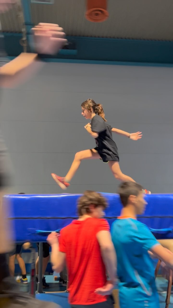 Parkour #girlsmovement #girlsport #parkourfreerun #bellinzona #scuolaparkour #sportperbambini #ticinosport