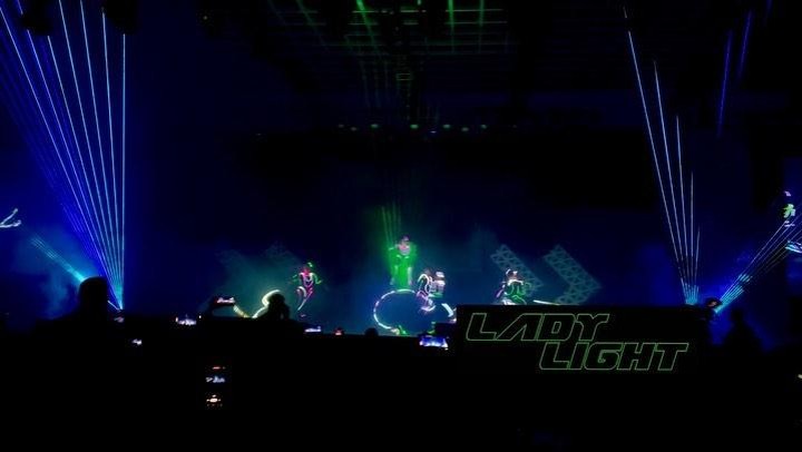 Corporate event opener combining the Photon Girls with Lady Light. The piece came out beautifully and the LED ribbons really added a nice elegance. Can’t wait to do this one again! #ladylight #laseract #lasergirl #photongirls #lightsuitdance #wowfactor #eventprofs #eventplanner #sessionopener #hitech #hightech #womenintech #laserman #lightbender