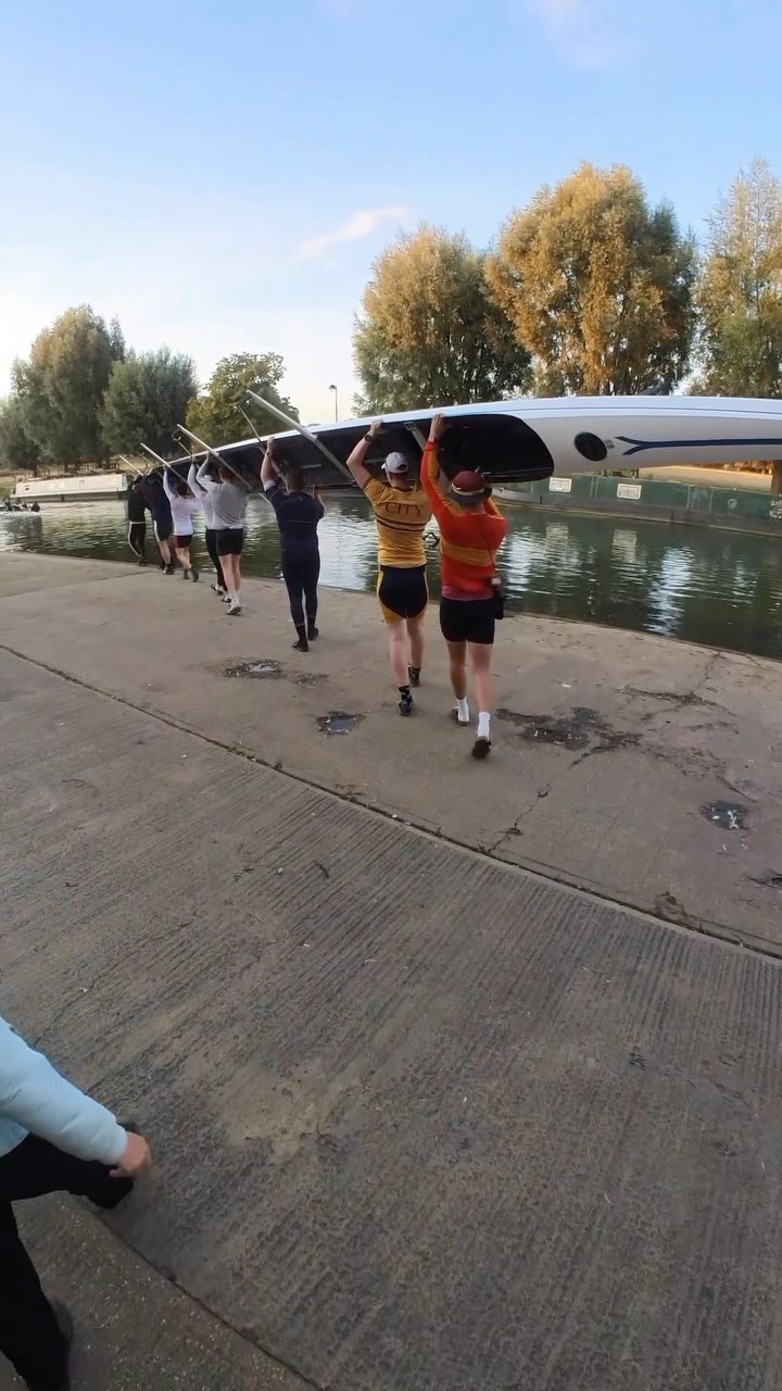 Back where we belong 🙌🚣♀️ From the moment we arrive to the first stroke on the water, there’s no better feeling than getting the crew back together 💙
#backintheboat #crewlife #ccrc #cityofcambridgerowingclub #cambridge #rowing #rowingclub #rowingteam #rowingcrew #rowingislife #worldrowing #britishrowing #rowinglife #rowingrelated #learntorow #rowingteam #cambridgerowing