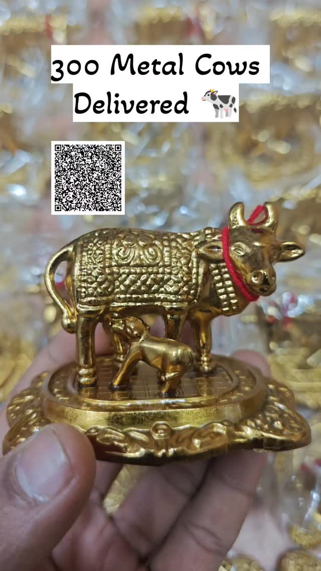 ✨ Bulk Metal Cow Idols – Direct from Supplier ✨
Last week, we delivered 150 beautifully polished metal cow idols to a customer in Bangalore — on time, with perfect quality. 🛕
Whether it’s for temples, events, corporate gifting, or special occasions — we can customise and deliver 50 to 500+ pieces as per your needs.
📦 Safe Packaging | 🚚 Pan India Delivery | 🎯 Bulk Discounts
📲 Scan the QR or DM us for quick enquiries!