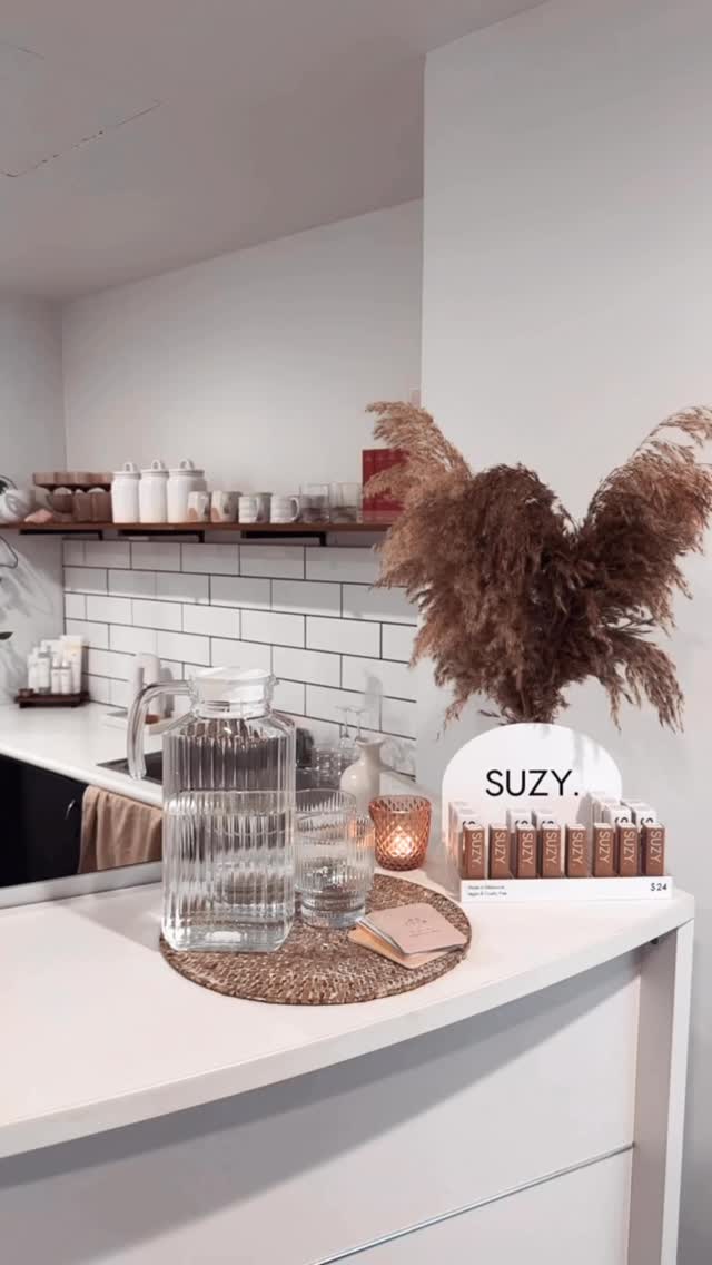 Every product in our spa is thoughtfully selected to embody our serene, holistic philosophy. Australian made, natural, non-toxic, and divine on the skin. From Pure Fiji, WaterLily and Guiya Minerals we have something for every skin type and need 💆🏼♀️