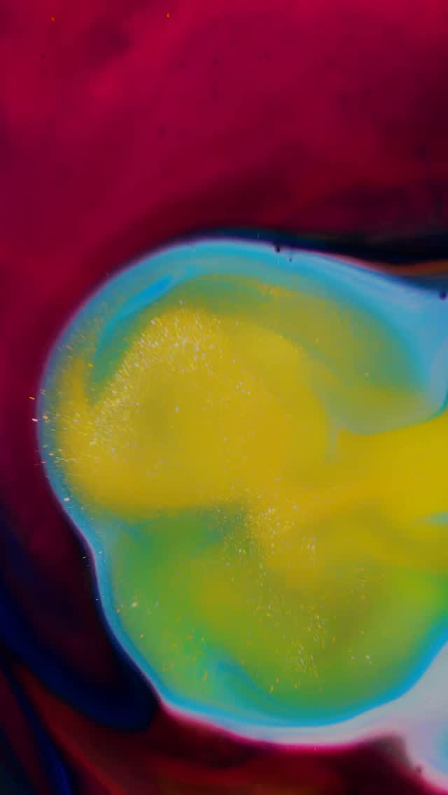 Progressive, Tech, Afro, and Melodic Techno pulse through the night with @techilamexcal — deep rhythms, hypnotic energy, and a floor that never stops moving.
Friday, Nov 14 | 10 PM – 1 AM
VNYL Hi-Fi, Bluewaters
Lock in — link in bio or WhatsApp +971 52 249 4004
#VNYLHiFi