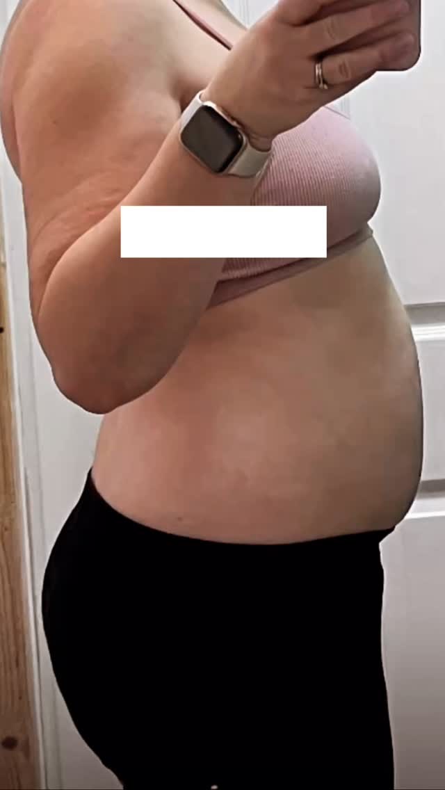 Your journey feels like one huge mountain to climb… & you can’t see why a short workout is worth it… but then 👆
The mum struggles with endometriosis & fibroids, which made her feel like a consistent exercise journey was beat on impossible..
And to be honest - it could have been - if she chose the wrong journey to take …
Stress incontinence for ten years - meant not even being able to walk fast or cough without a little leak 💦
This mum needed to rebuild her core again, in a safe + well supported way ❤️
The 4 week Beginner’s Core Builder worked its magic ✨… she then moved on to my Intermediate… by which point her leaking had stopped and she really felt on a roll with exercise 😭…
She’d lost 32 cm off her body and her tummy / core felt strong / her pain was minimal and she felt empowered 👑
It’s amazing what a short bursts of the right kind of core exercise can do !!! 🔥
She even managed to lose another 7cm in December by levelling up on the core strength she’d built on my Intermediate Plus program 😭
The CORE BUILDER is unmissable for any mum - if you haven’t yet built the foundations of a strong core - regardless of when you had your child or your fitness level.
My VIP list is full for the Jan program but the link will be released publicly if spaces are left ✨… So let me know if you’d like more info ❤️
*Both the Core Builder & the RESET program are both being hosted on the Kate’s Mum Fit Club app in Jan, only one program can be done at any one time 🤗
#motherhoodjourney #coreexercises #corestrengthening #katesmumfitclub #mummymotivation