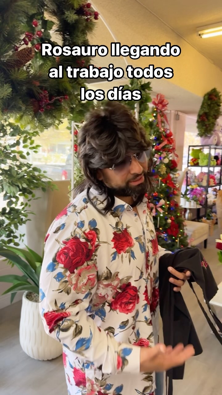 Quien está listo para empezar los días festivos y descansar 😫😂
.
No se les olvide sus arreglos para Navidad 🎁🎄🌹
.
#flowers #flowershop #videosgraciosos #funnyvideos #fyp #fypシ