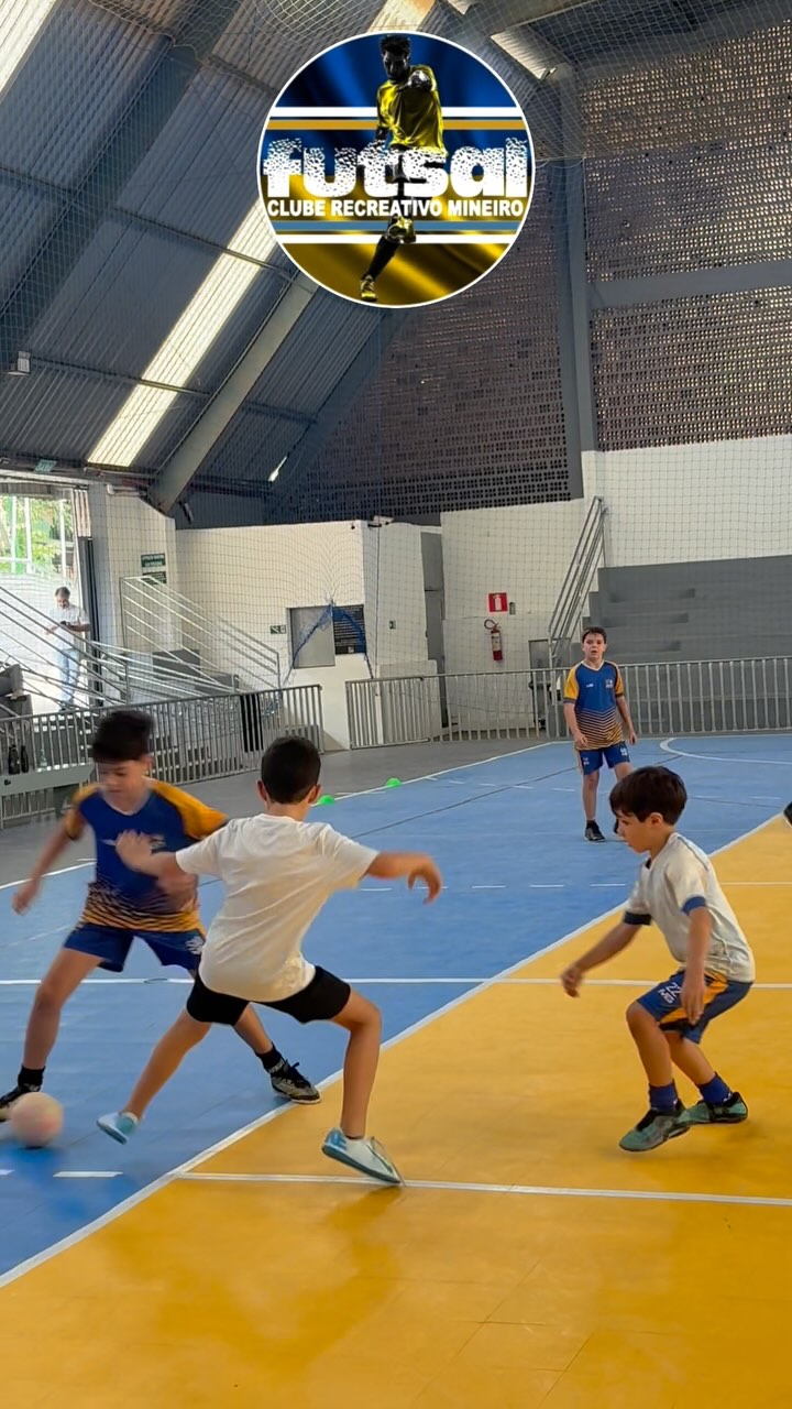 Futsal é muito mais que um esporte, é educar para a vida 💙💛agende agora uma aula experimental para o seu filho (a)!
2111-7715 (WhatsApp e telefone)
2111-7716 ( somente telefone)