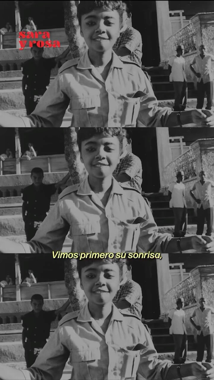 ✨ Sara Gómez lo quería todo.
Deseo, cine, revolución, cuidado.
Y al quererlo todo, nos enseñó que la justicia también empieza por el cuerpo.
🎥 Ya está disponible nuestro nuevo Reels en homenaje a una de las cineastas más visionarias de América Latina.
📖 Lee los textos sobre su obra en Sara y Rosa:
🔸 “Há bem mais entre um homem e uma mulher”, por @roveigadevolta
🔸 “Sara Gómez y el derecho a quererlo todo”, por @_marimerino
📲 Mira, comparte y lee en: sarayrosa.com
#SaraGómez #CineCubano #CineFeminista #DeCiertaManera #SaraYRosa
🇧🇷 PORTUGUÊS
✨ Sara Gómez queria tudo.
Desejo, cinema, revolução, cuidado.
E ao querer tudo, nos ensinou que justiça também se sonha com o corpo.
🎥 No ar, nosso novo Reels em homenagem a uma das cineastas mais visionárias da América Latina.
📖 Leia os textos sobre sua obra no Sara y Rosa:
🔸 “Há bem mais entre um homem e uma mulher”, por Roberta Veiga
🔸 “Sara Gómez y el derecho a quererlo todo”, por María José Merino
📲 Assista, compartilhe e leia em: sarayrosa.com
#SaraGómez #CinemaCubano #CinemaFeminista #DeCiertaManera #SaraYRosa