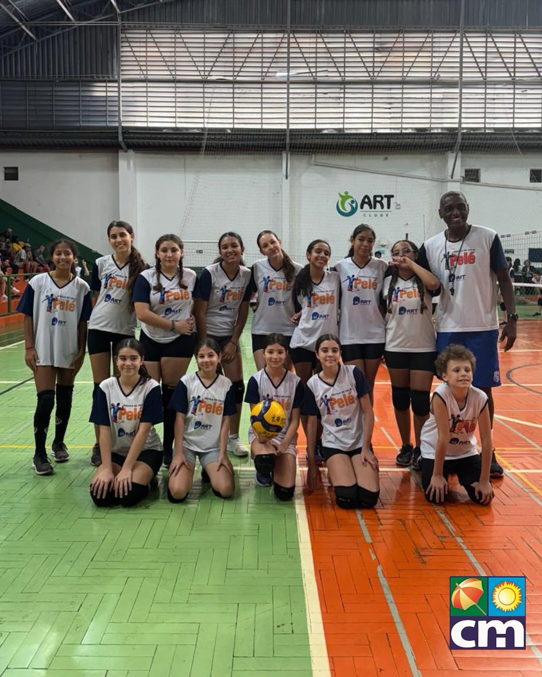 Ontem à noite, teve mais um jogo mensal e integração entre as escolas Pelé do Vôlei, Clube Recreativo e Art Clube 25/02. Parabéns a todos pelo esforço e dedicação 👏🏻💙