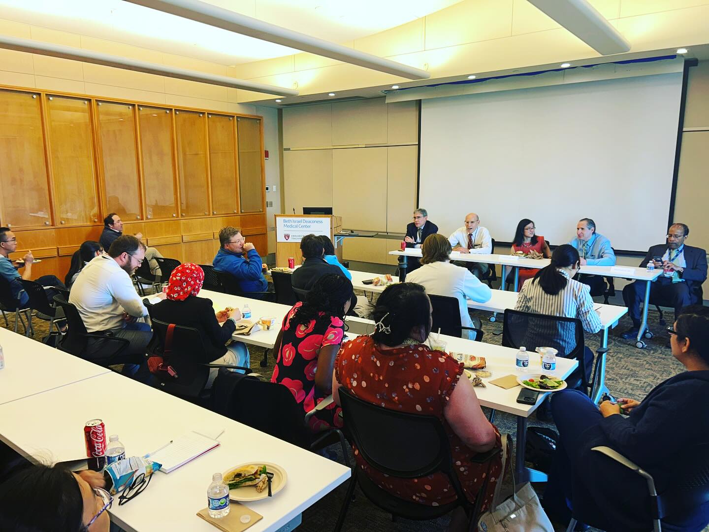 📚 Big thanks to everyone who joined us for today’s packed session on Academic Advancement and Promotion for Educators at HMS!
👏 Our panel of accomplished faculty shared powerful insights into the Teaching and Educational Leadership (TEL)track, offering practical advice and personal stories from their own promotion journeys.
💬 The open discussion and Q&A sparked thoughtful conversation and inspired educators at every career stage.
#MedEd #HMS #ShapiroInstitute #AcademicMedicine #TeachingExcellence #MedicalEducation #FacultyDevelopment #BIDMC