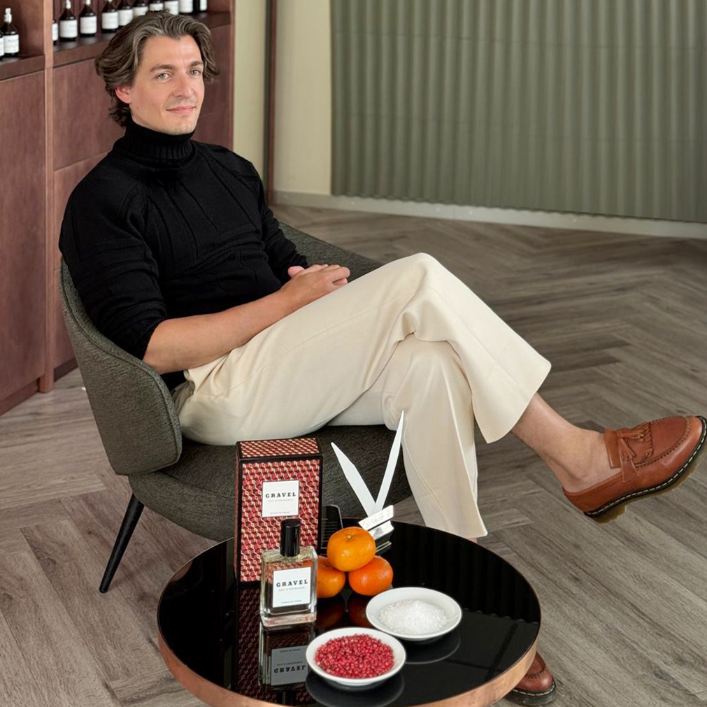 We are proud to present our latest win that showcases salty notes with special depth.
With EAU D’OMINANCE, GRAVEL and perfumer David Chieze explore a distinctive combination of salt, leather, and oud. It’s a creative pairing that is unique in fine fragrance and gives this composition its signature texture and presence.
#nicheperfume
@gravel_1957
@davkze