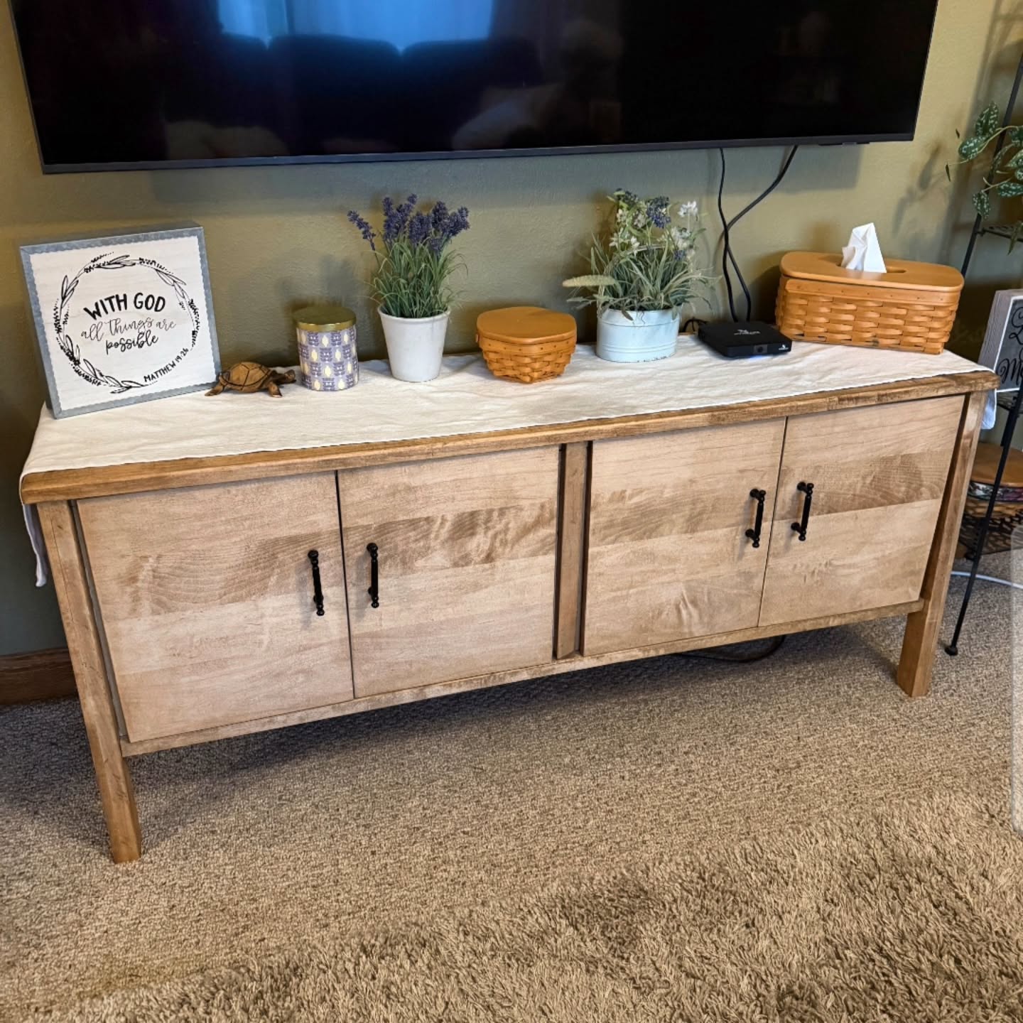 Quick little TV console made out of Maple. 
#woodworking #supportlocal #smallbusiness #veteranowned #smallshop #denver #Colorado