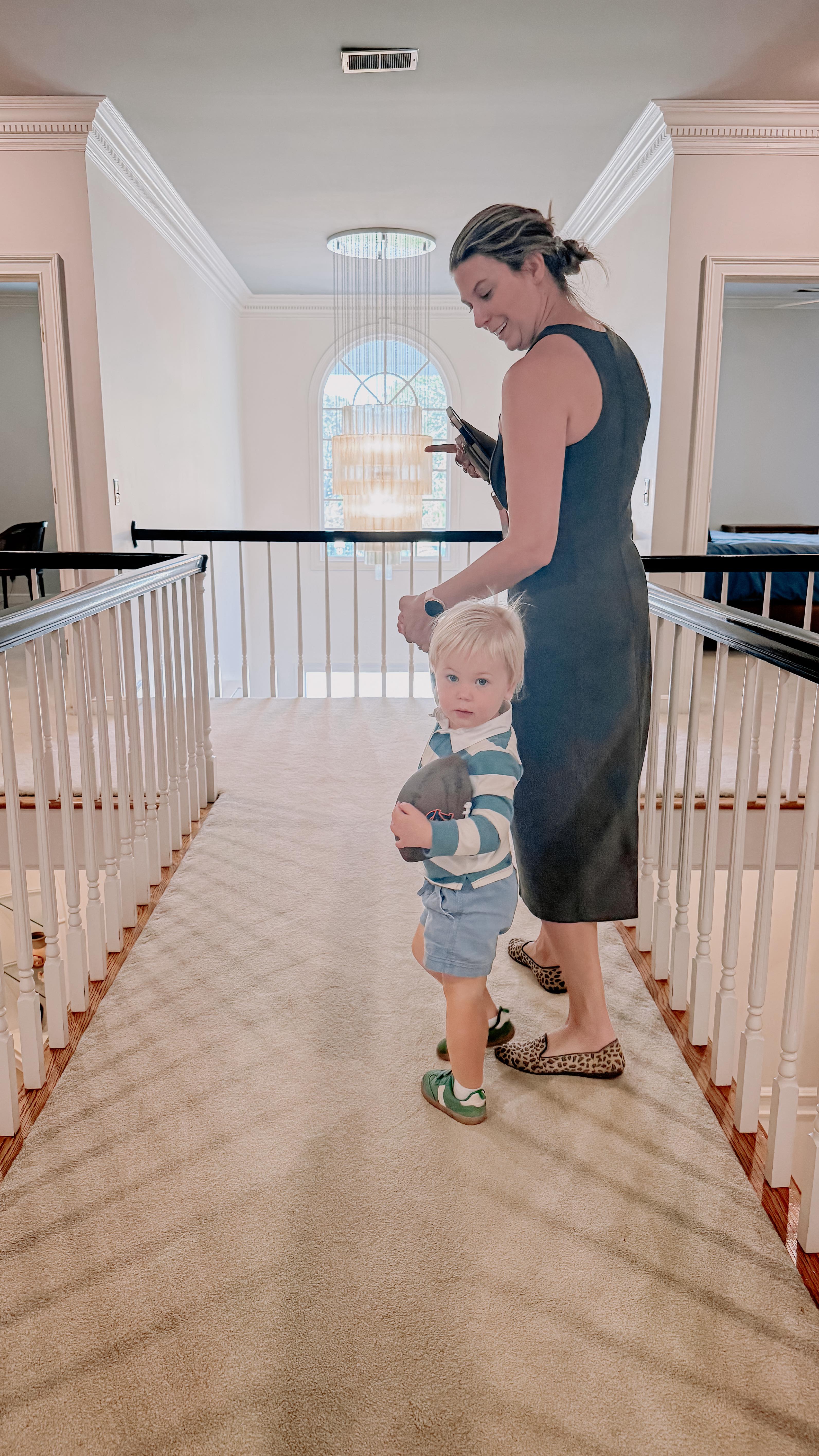 🫧🐥 Showing homes. Holding hands. 🫶 Only Grace could make a home showing feel like a playdate. 🏡✨
THIS is why we partner with local #mompreneurs like Grace, that make every moment feel like home.
🐥 Quack, Quack!
💙 #DucklinksGVL