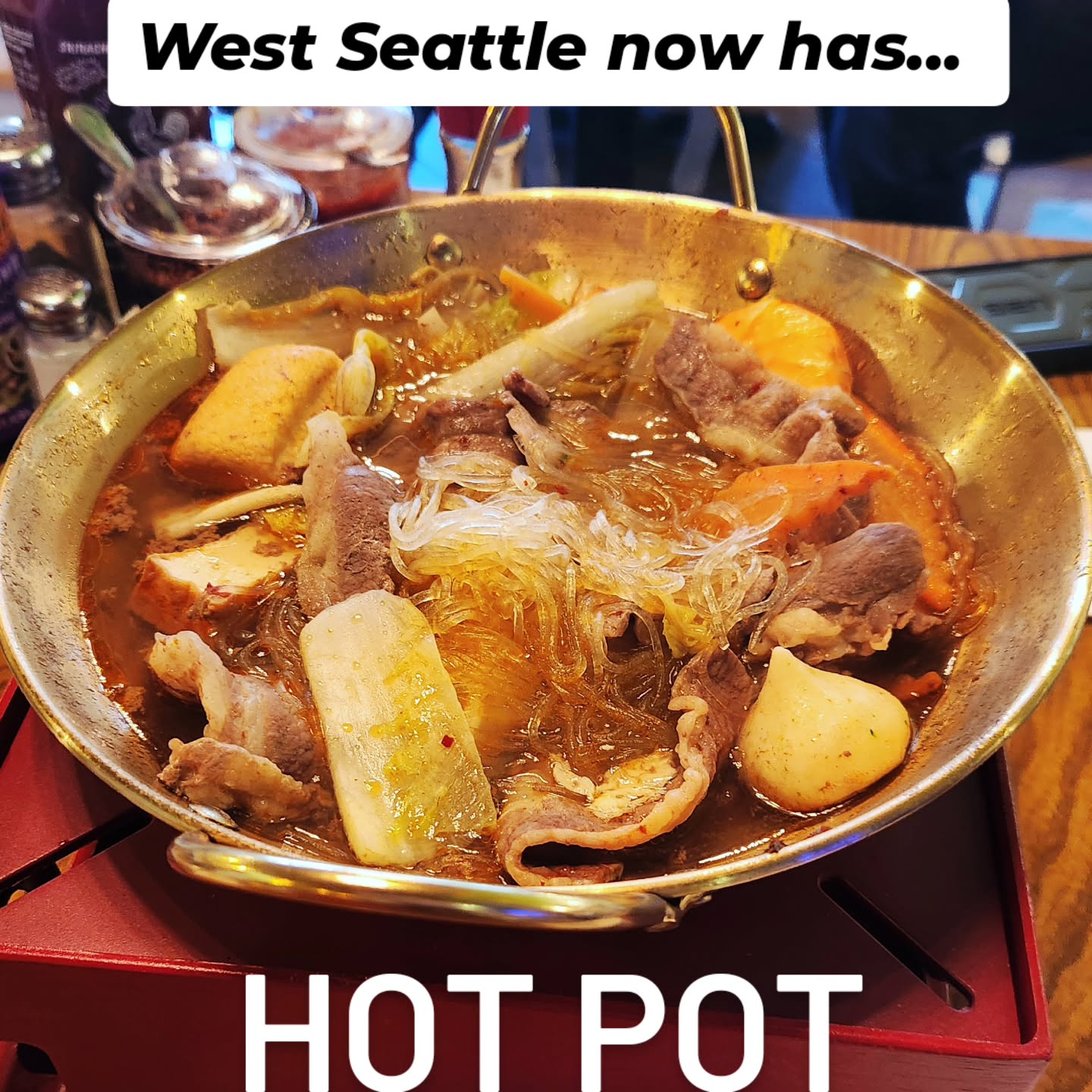 West Seattle now has Hot Pot! New Leaf Bistro is now serving individual hot pot... just in time for Fall!