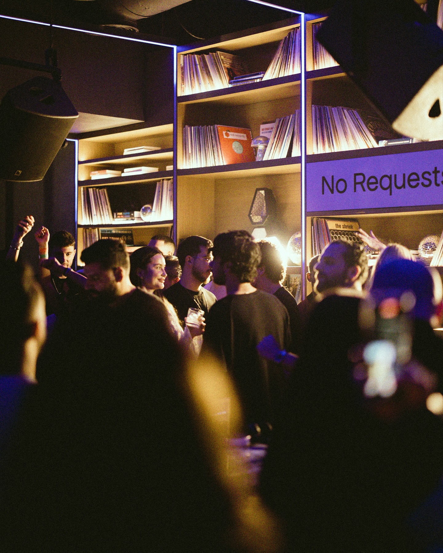 Lights low, beats high, and everyone moving to the same rhythm. That’s the #VNYLHiFi frequency.