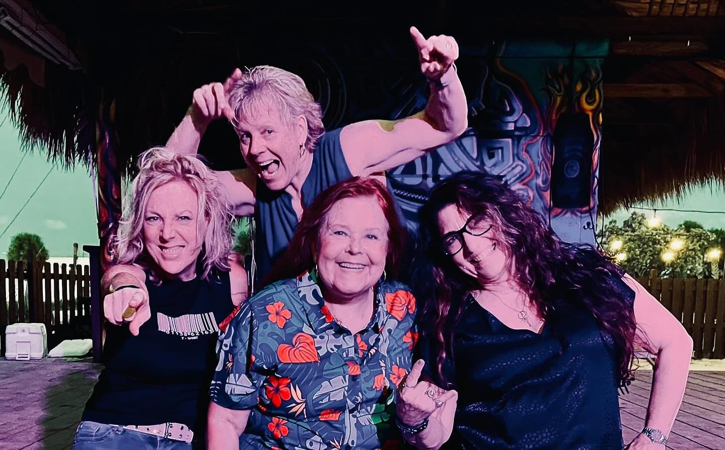 ☀️🎶 Sunday Funday at Tipsy Tiki! 🌴🍹
The clocks rolled back, so you’ve got an extra hour to soak up the sun and get your groove on with MIZ BEHAVIN’! 💃🎸
We’re bringing some fresh new dance tunes and those feel-good island vibes—it’s gonna be a beautiful day to kick back, sip something cold, and move a little!
🎵 Tipsy Tiki – Sunday, 3 PM
Let’s make this extra hour count! 😎
#MizBehavin #TipsyTiki #SundayFunday #LiveMusic #DanceVibes #GoodTimes