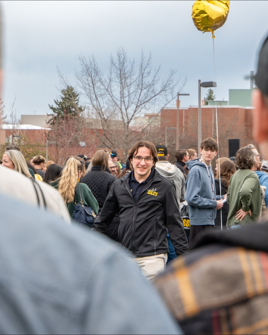 What hidden gems would you put on your unofficial campus tour? ✌️📍
#VandalSpiritFriday #UIBound