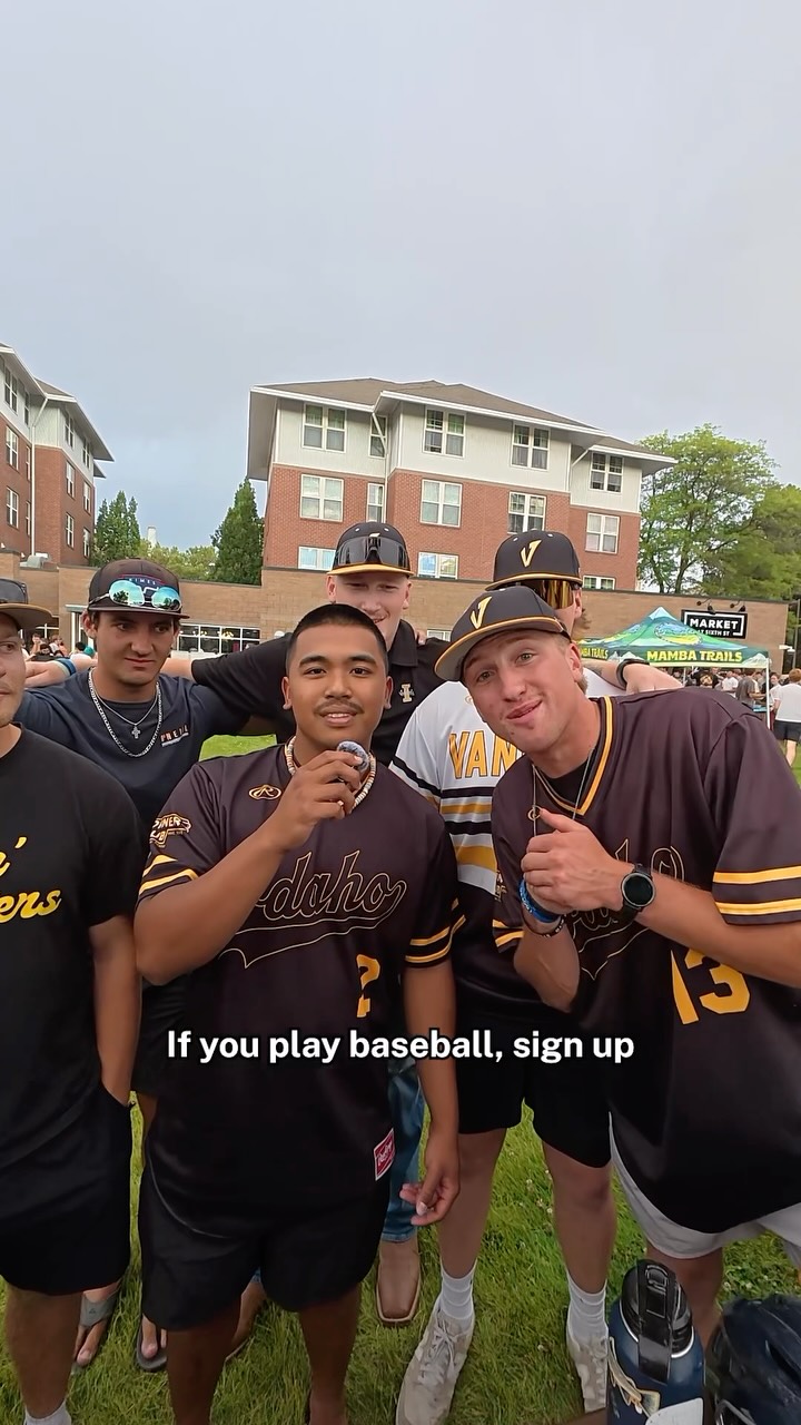 What club should students check out? Tell us in the comments. ✌️
Student VLOGGER Katelyn help 3 new Vandals find a student organization on campus during Palousafest. Clubs include: @idahovandalsbaseball @vandal.motorsports @uidahowomensbasketballclub @uiargonaut @kuoi_moscow @uidahorugby @dennysclubui