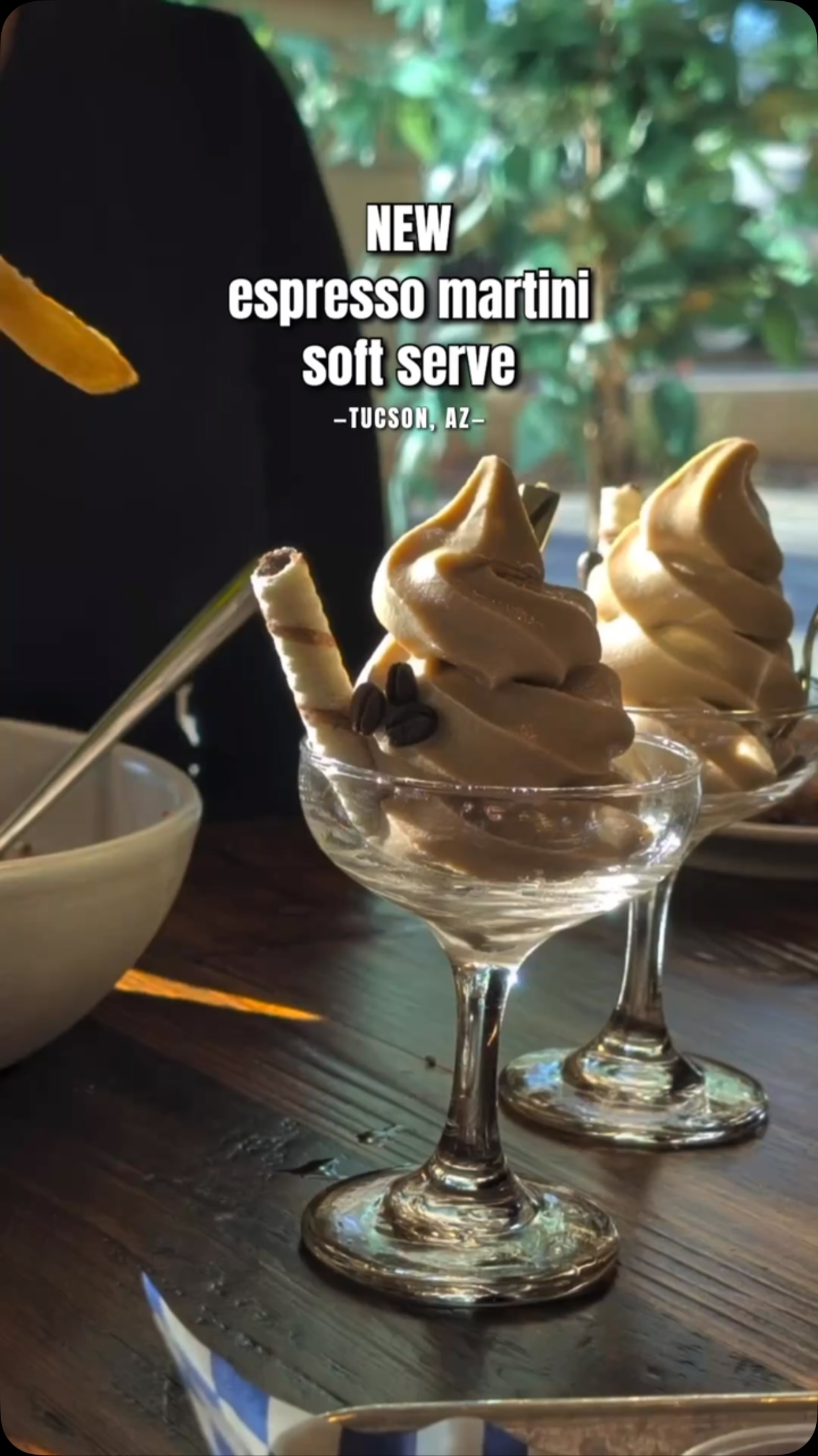 ESPRESSO MARTINI SOFT SERVE IS HERE😍
Starting TODAY, Oct. 3, you can try the new flavor at @sisterstucson!
🌞Made with @yellowbrickcoffee
📍800 N Country Club Rd
Margarita and Piña Colada soft serve are also available. Which one are you picking?
21+
